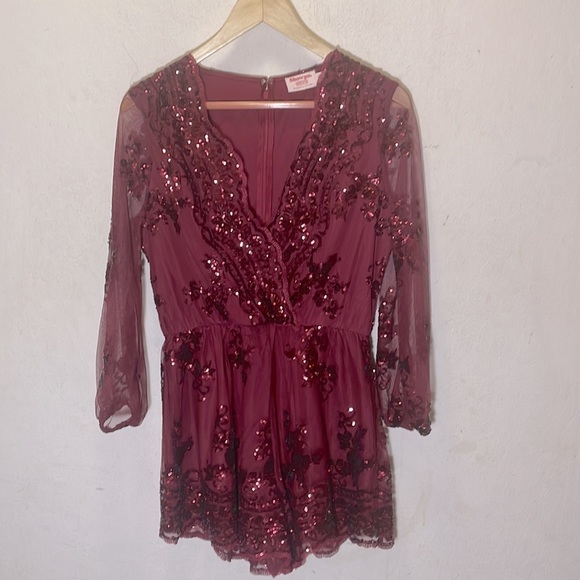 🎉 Host Pick🎉 Showpo. What Comes Around Sequin Playsuit in Wine Size 8 - Picture 5 of 10